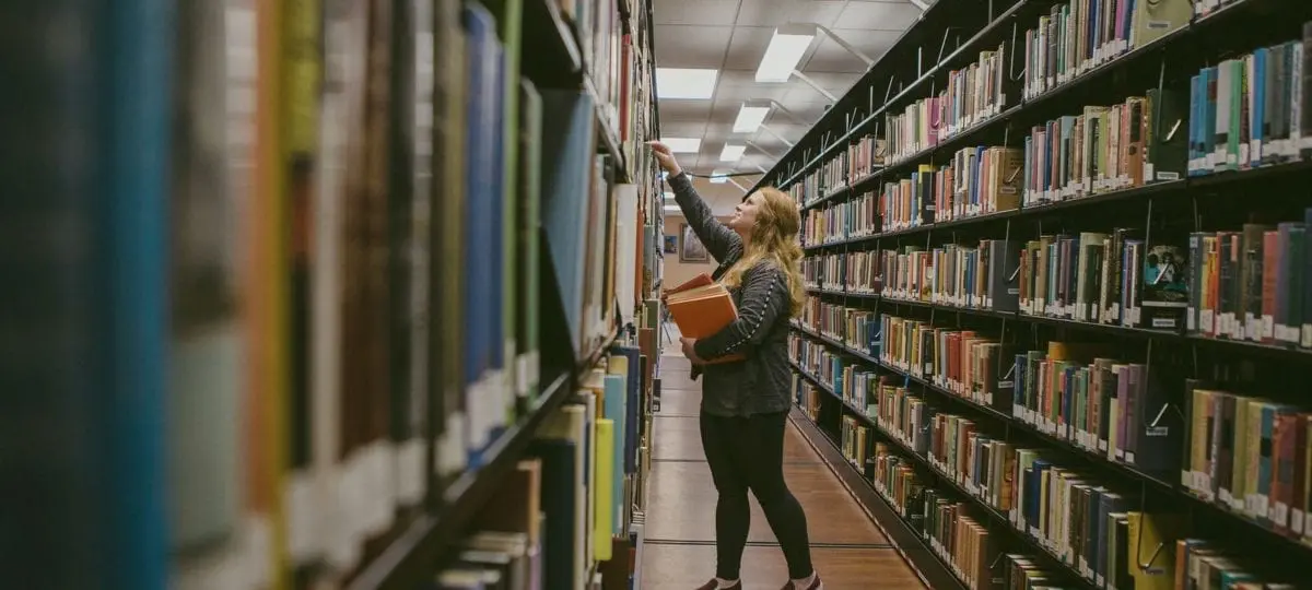 library-feat-img-e1609283561627